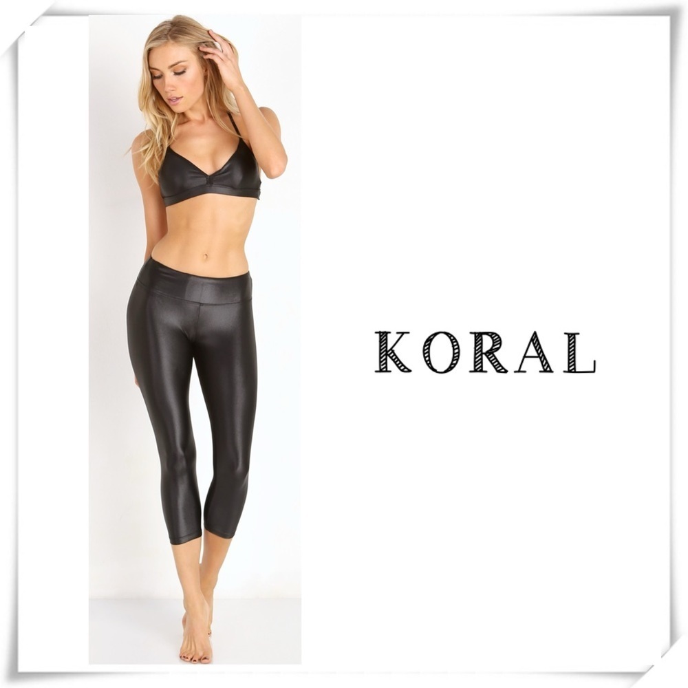 Koral Lustrous Capri leggings Pants in High Shine Black Size S